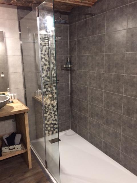 Gite De Corbion Loft1 Сине Екстериор снимка